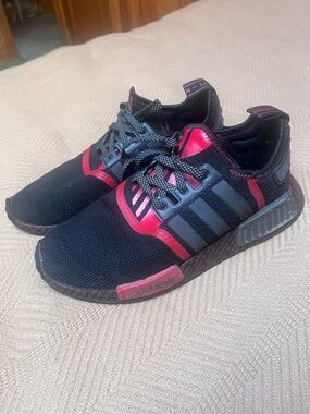 Adidas Mens NMD R1 Black Red Gray Lace Up Boost Print Runner